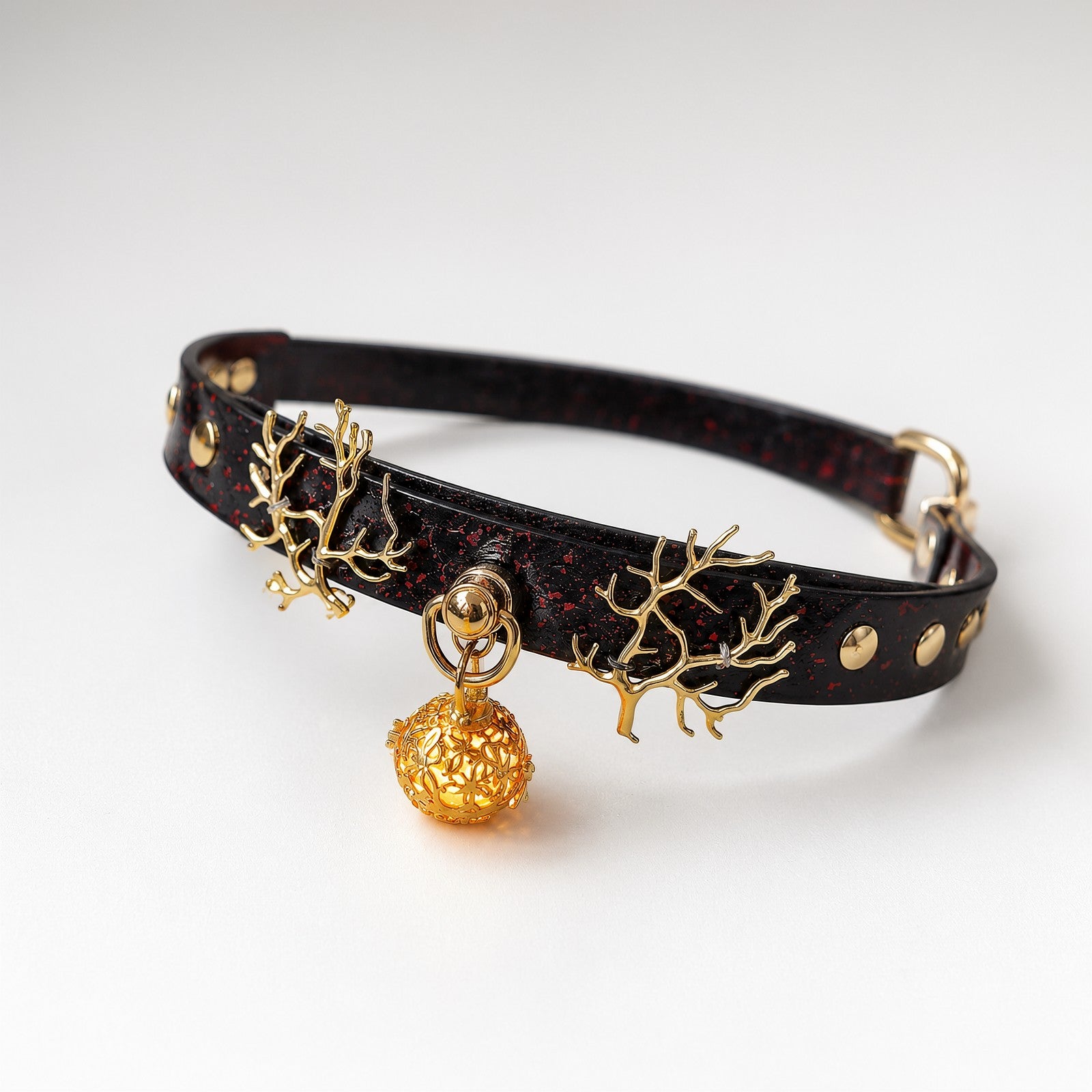 Dark Red Antler Lantern Chain Choker