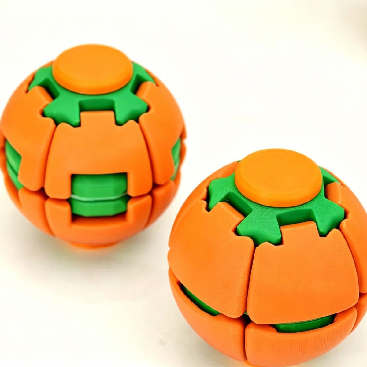 Press-to-Spin Fidget Ball Toy, Spin & Twist Sensory Desk Toy for Stress Relief, Focus and Relaxation