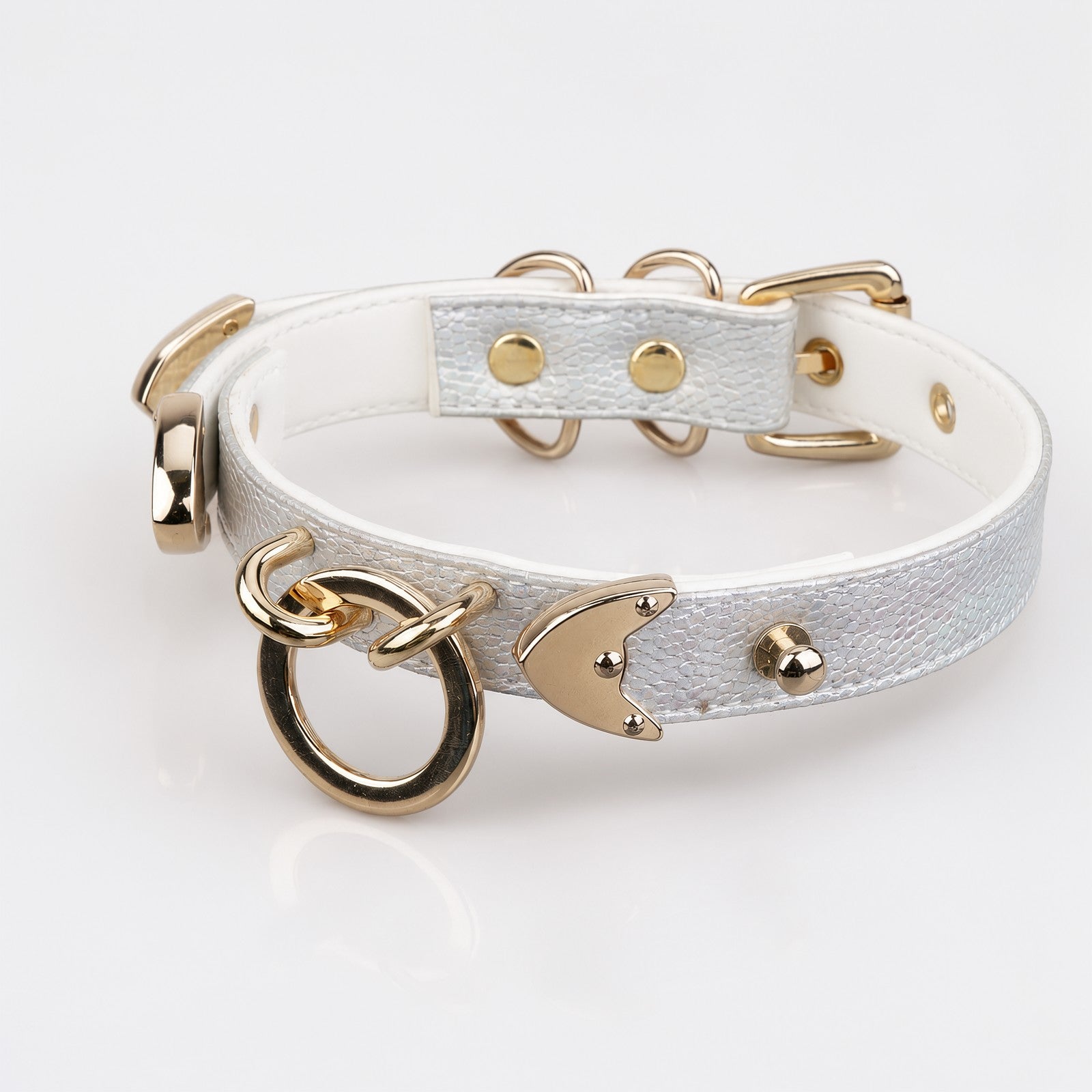 White Snake Texture O-Ring Choker