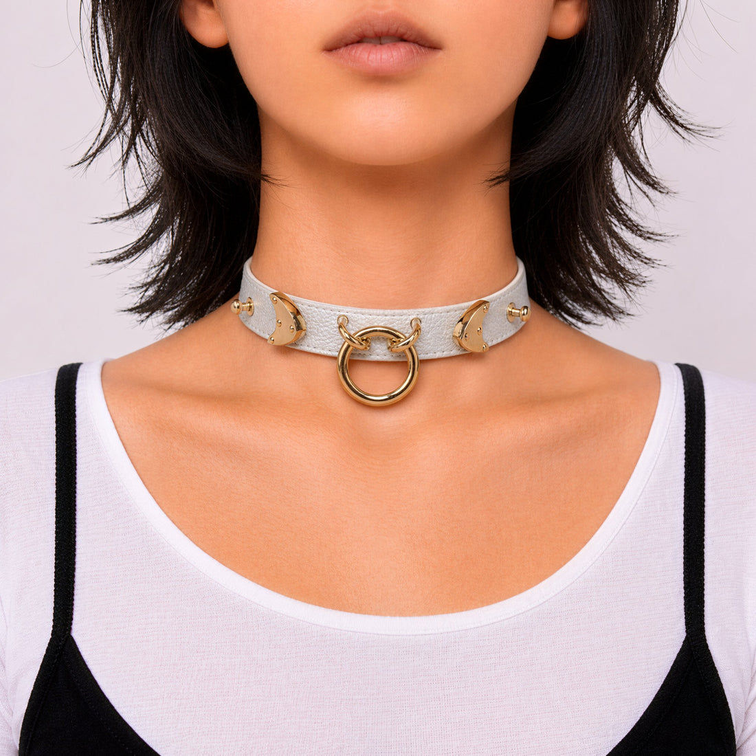 White Snake Texture O-Ring Choker